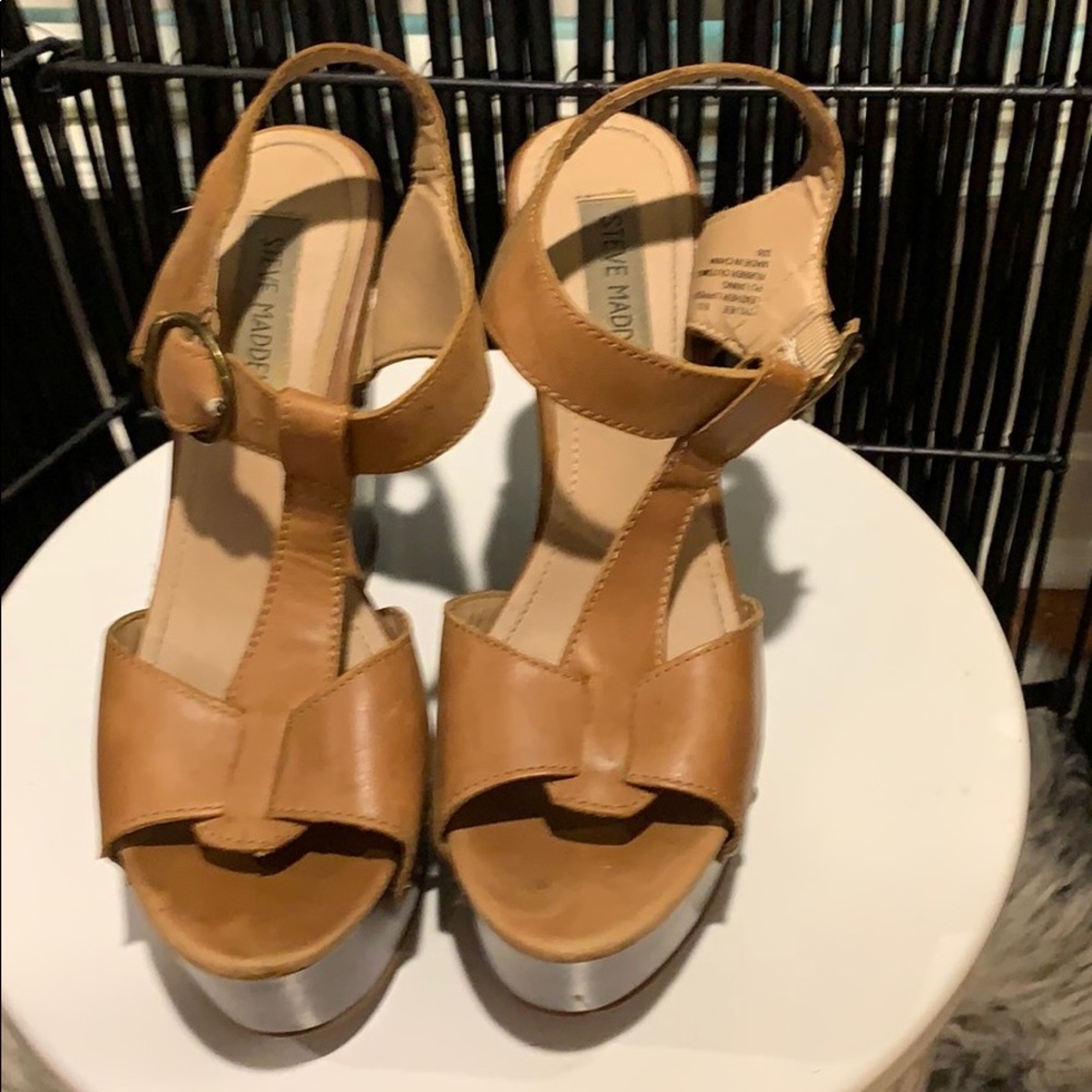 (PRE-LOVED) STEVE MADDEN WEDGE SANDAL💖